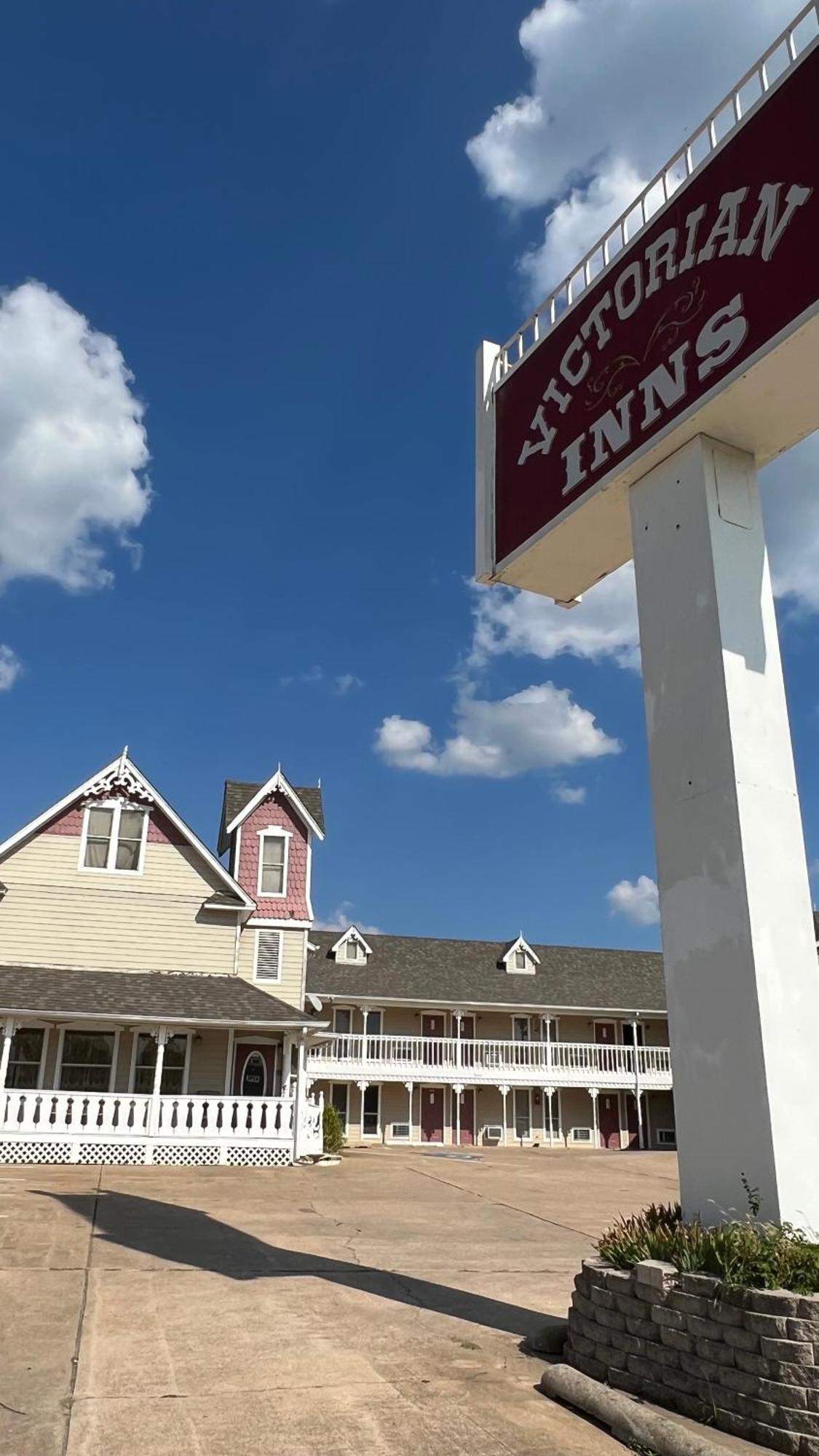 Victorian Inn Cleveland Экстерьер фото
